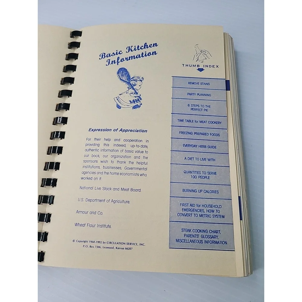 D.A.R.E. Cookbook D.A.R.E. Police Officers Michigan Paperback 1992 Recipes Nice